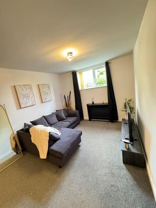Luxury Cozy 3 Bed Apartment 5Mins From City - Free Parking! Нотингам Екстериор снимка